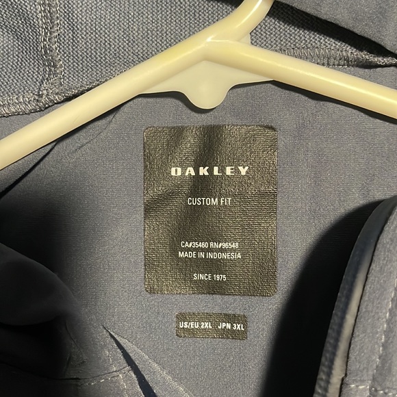 Oakley Zip Up Sweater - Picture 3 of 3